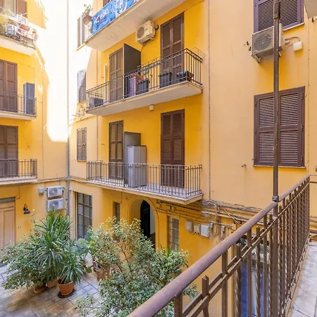 Incanto Al Colosseo - Garden & Terrace Apartmán